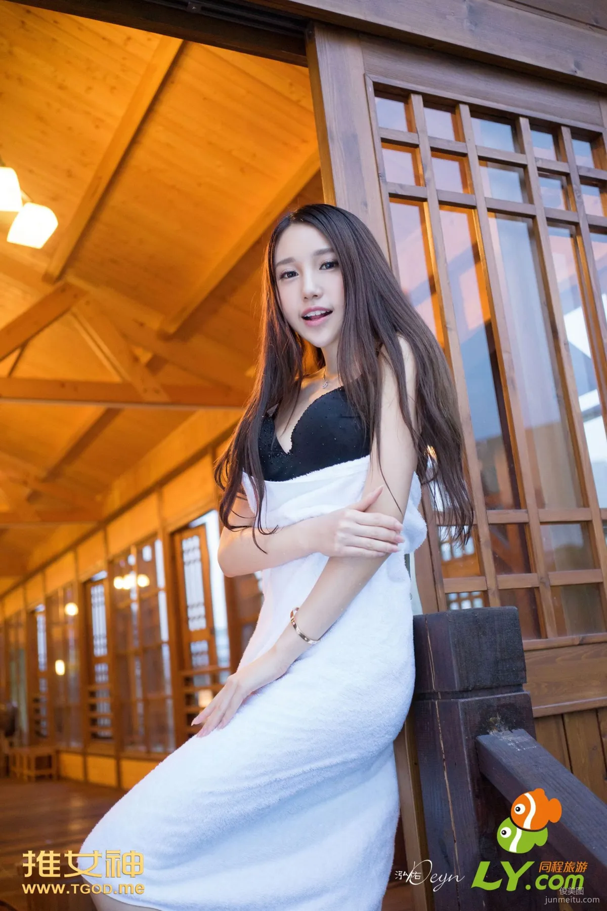 Liu Yining: TGOD photo 30