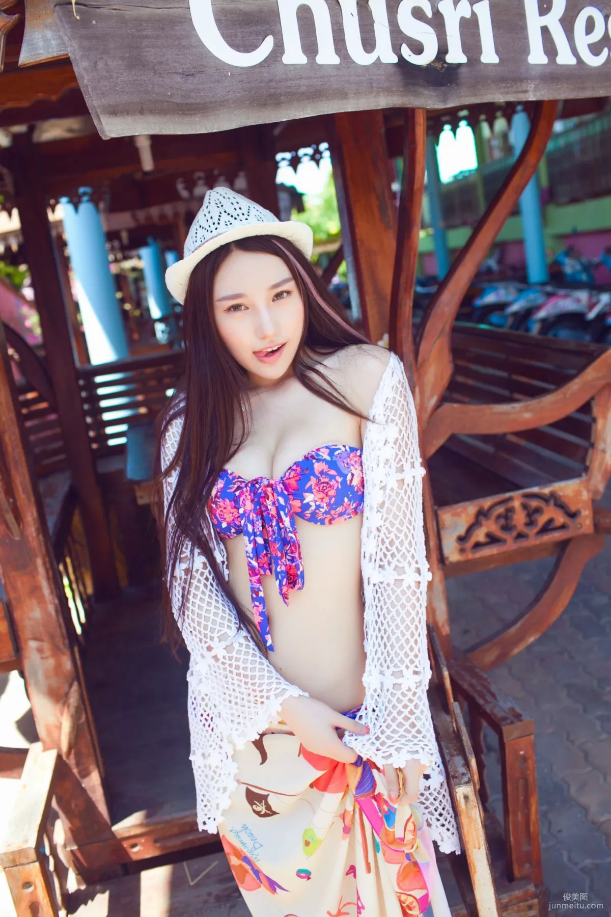 Liu Yining: TGOD photo 25