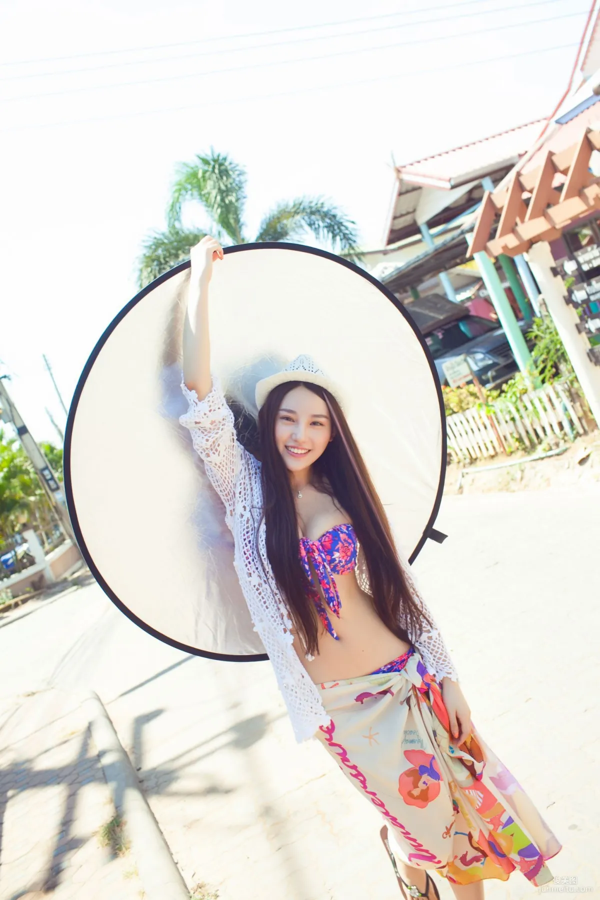 Liu Yining: TGOD photo 20