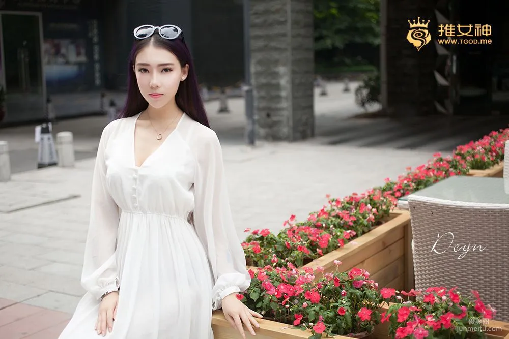 Mengna Vanessa: TGOD photo 2