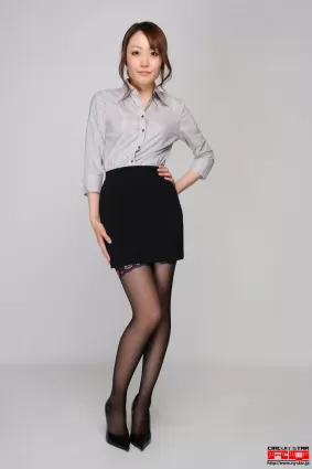 [RQ-STAR] NO.00485 Yukina Masaki 真先由紀奈 Office Lady 寫真集