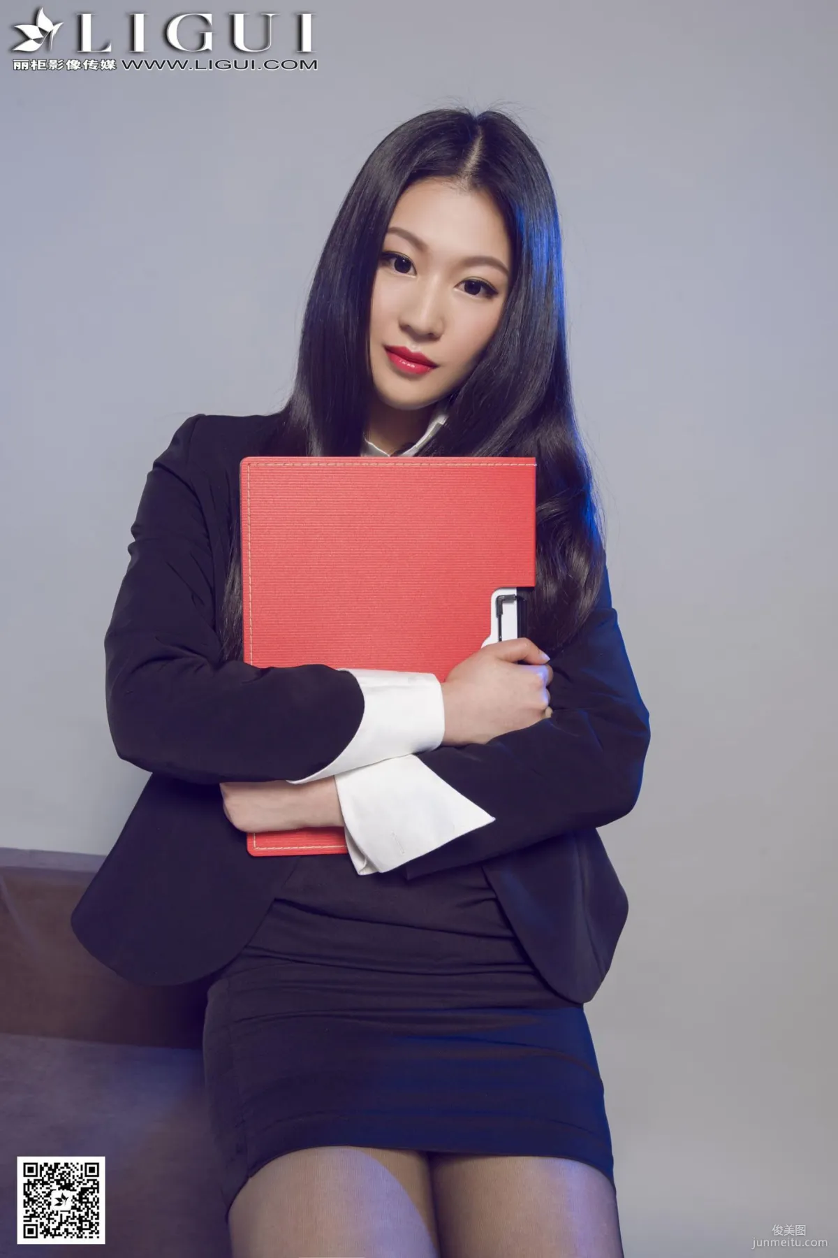 Jia Yi: Ligui Model photo 17