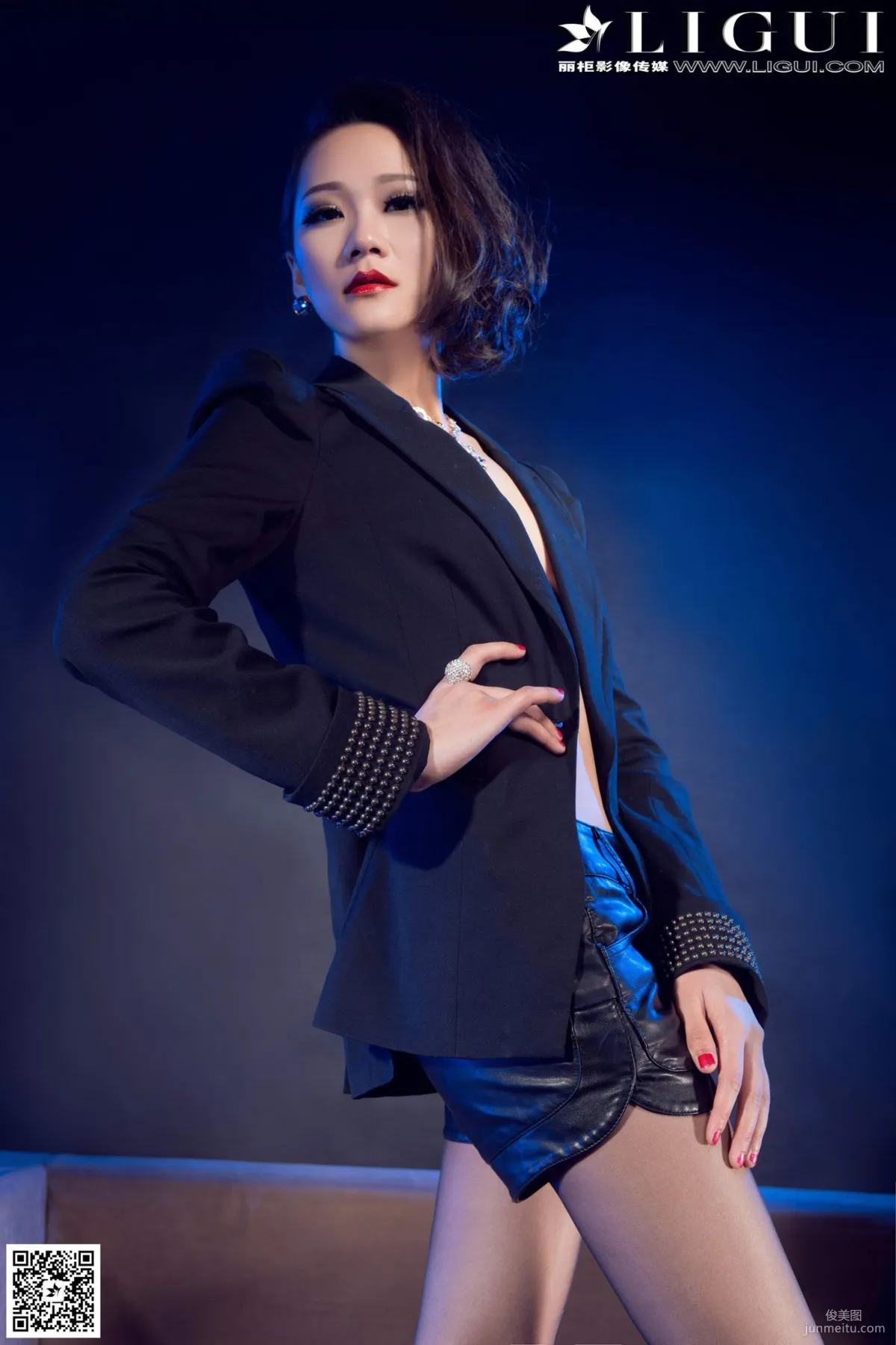 Man Di: Ligui Model photo 2