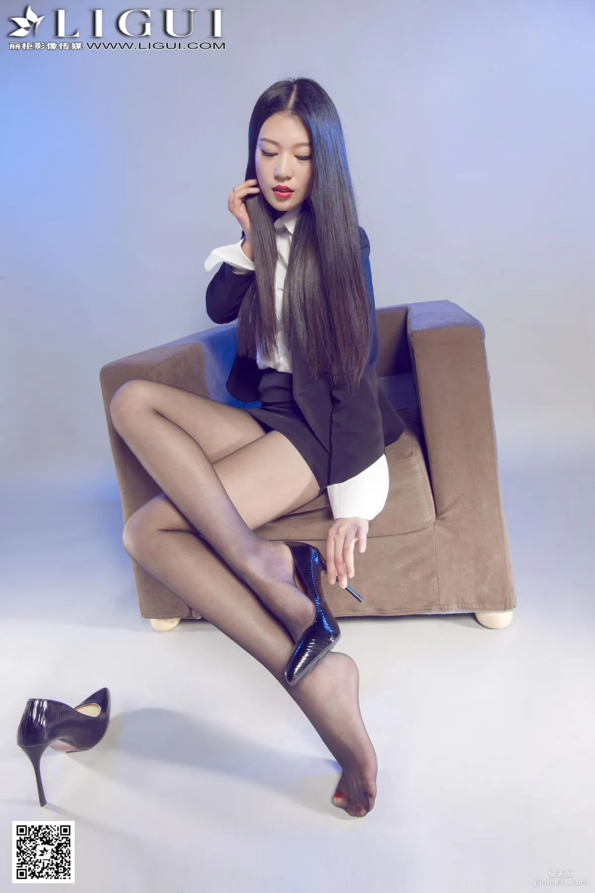 Jia Yi: Ligui Model photo 25
