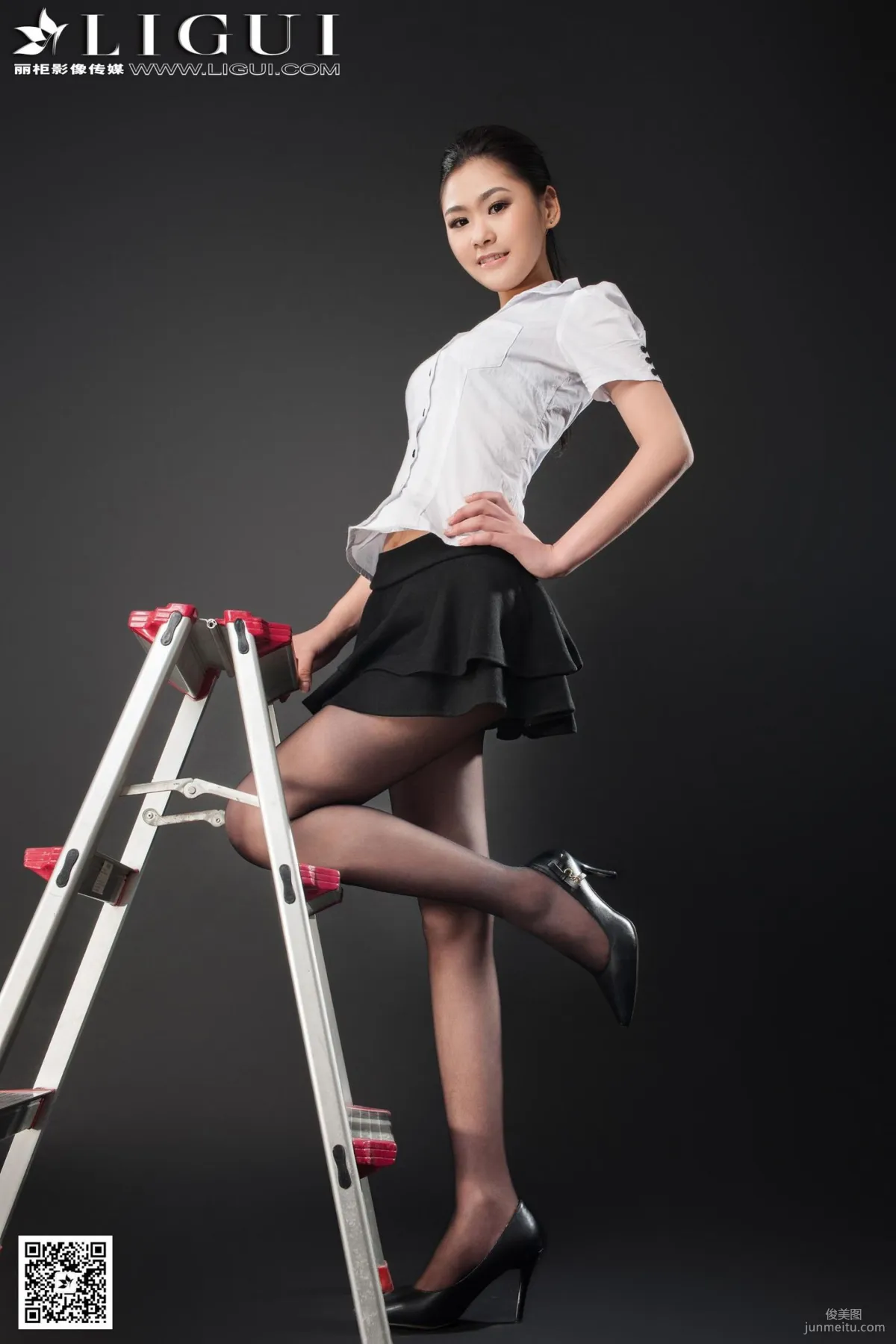 Ling Ling: Ligui Model photo 14