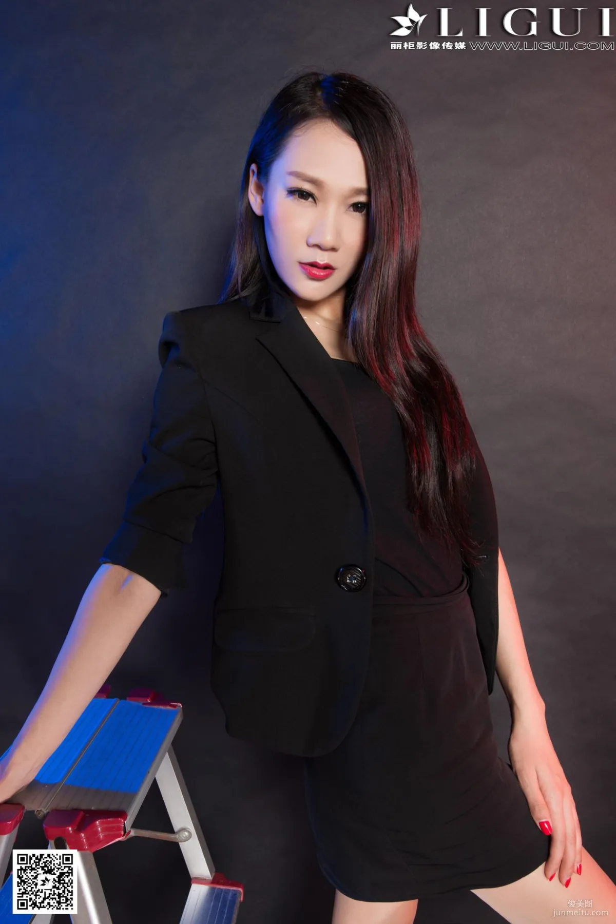 Man Di: Ligui Model photo 9