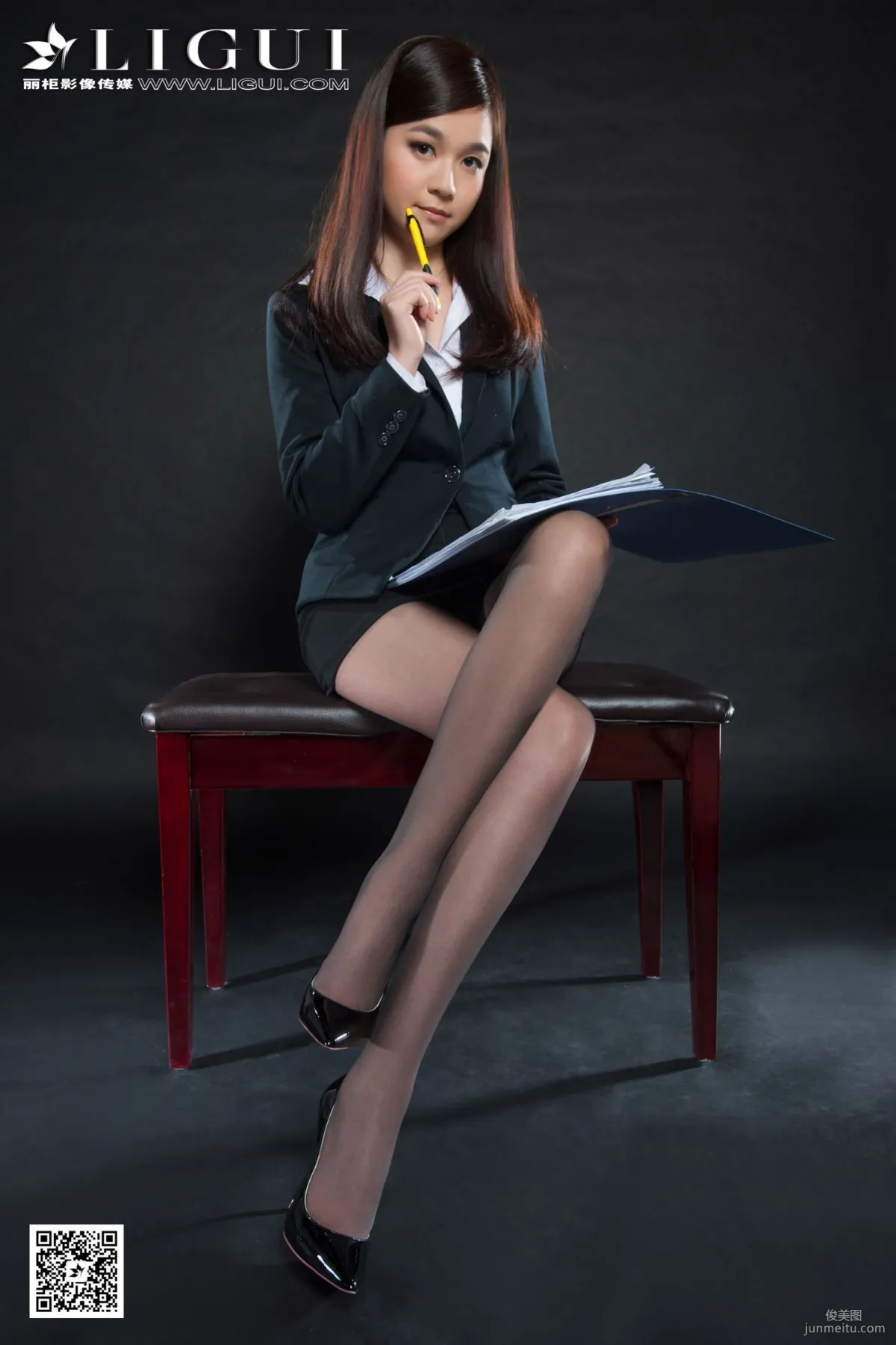 Ligui Anan: Ligui Model photo 3