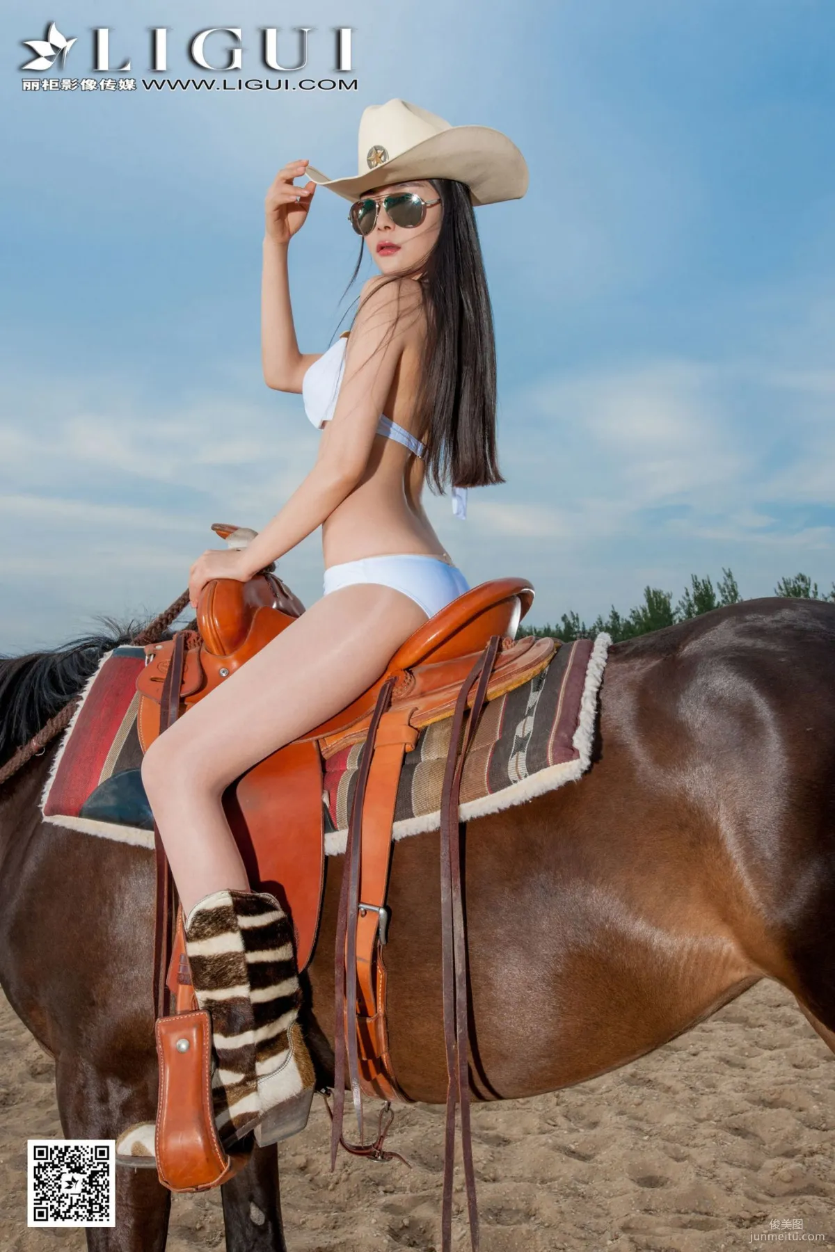 Kitty: Ligui Model photo 15