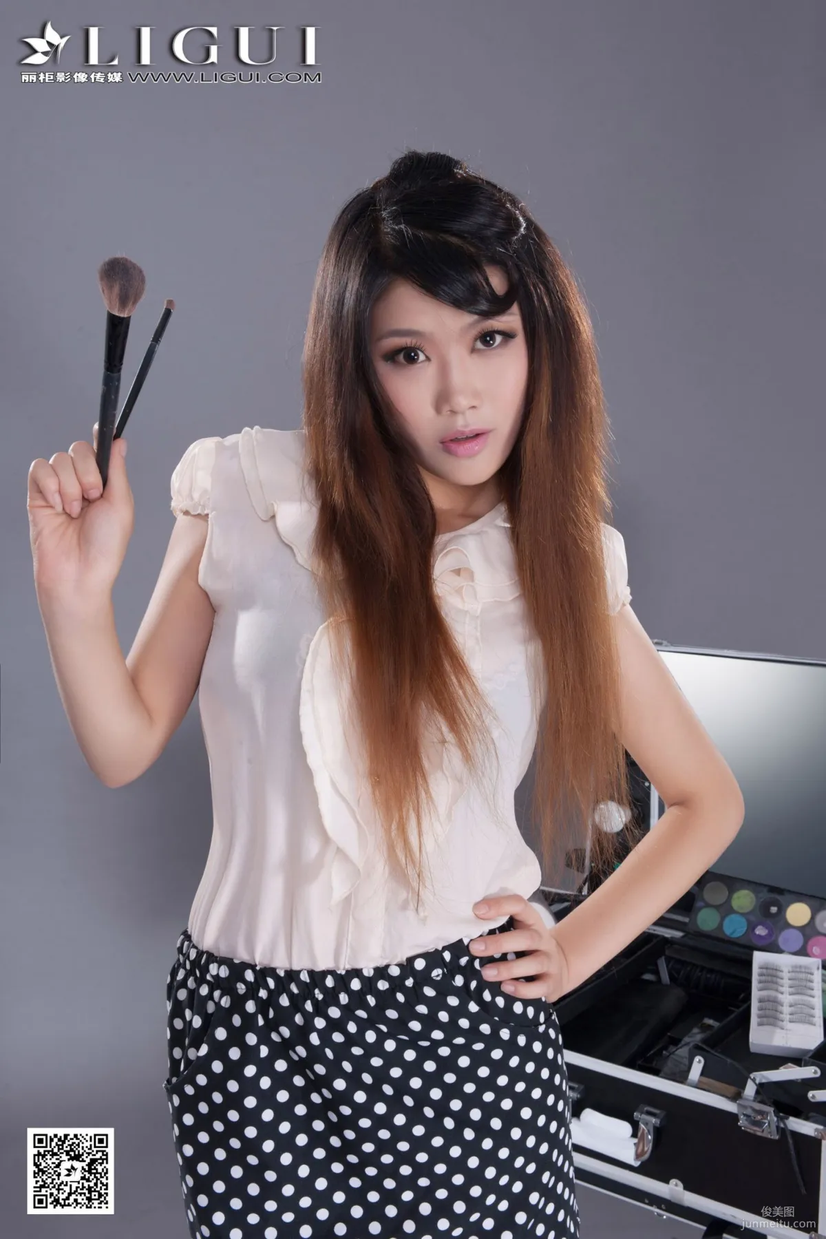 Yi Xuan: Ligui Model photo 2