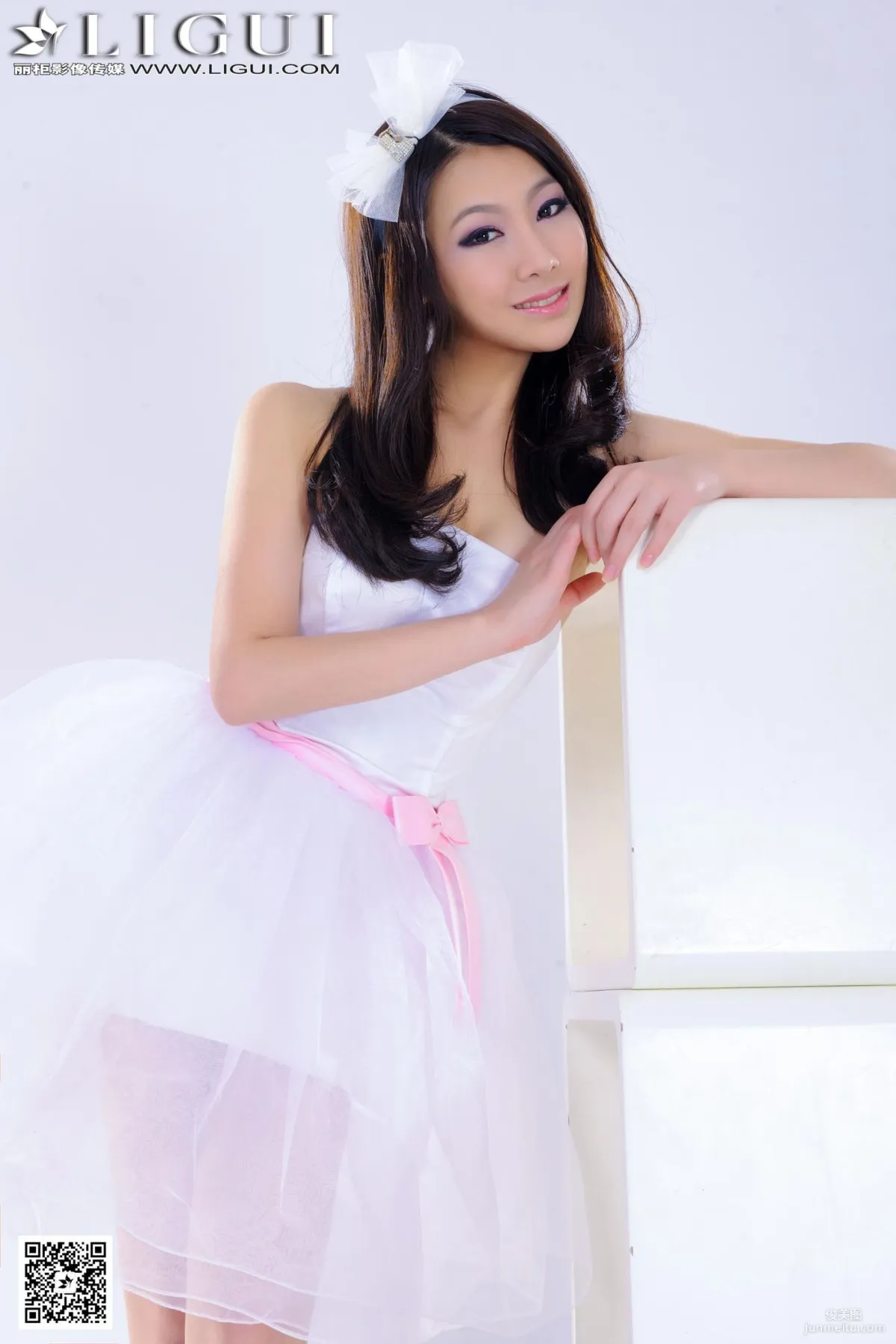 Wen Jing: Ligui Model photo 8