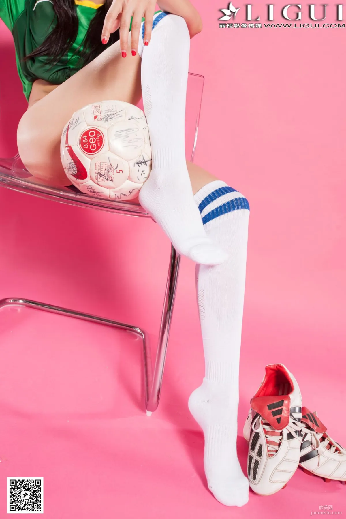 Man Di: Ligui Model photo 26
