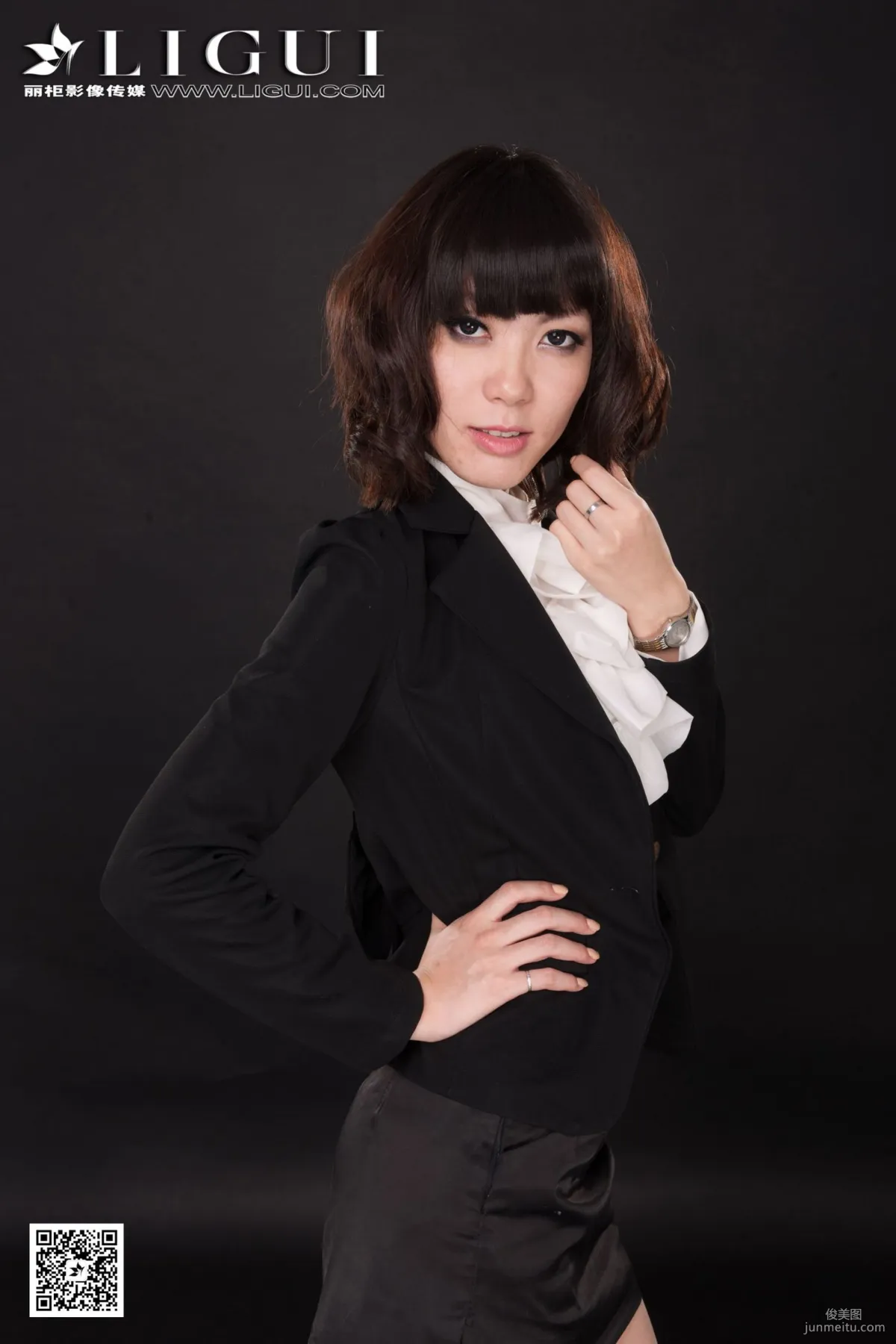 Le Le: Ligui Model photo 9