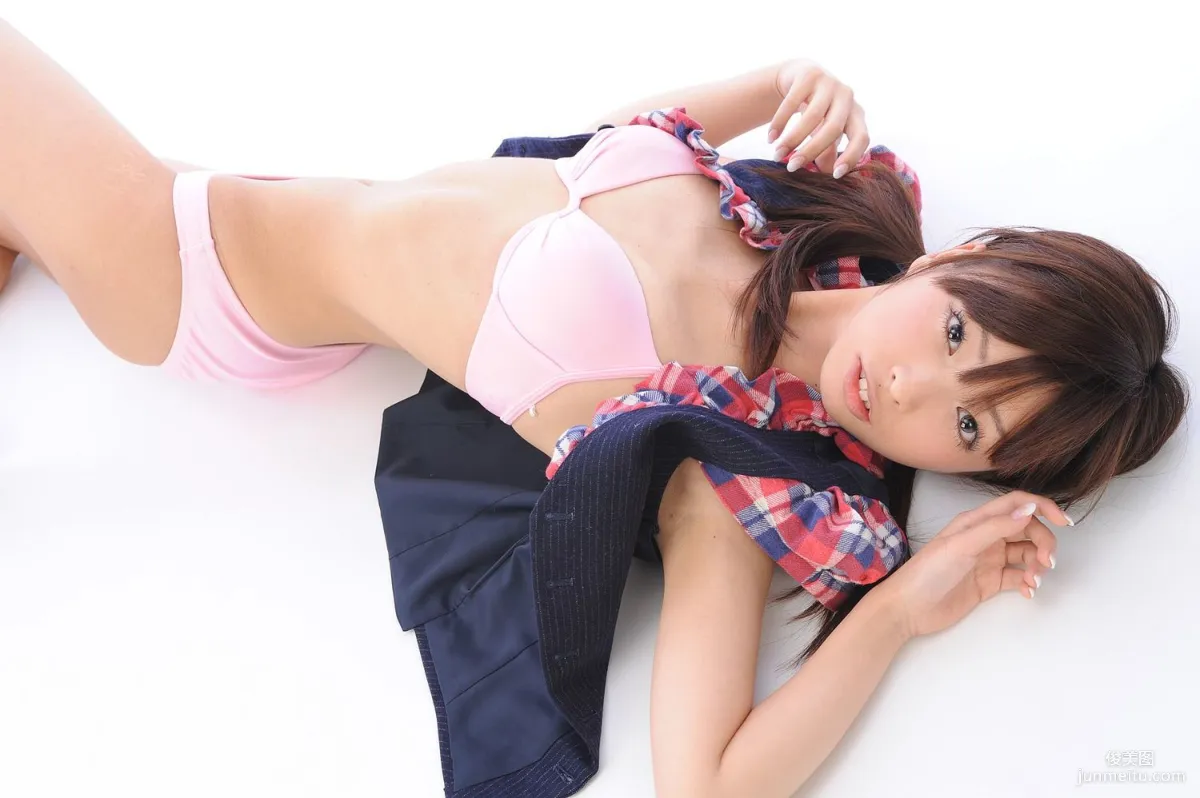 [BWH] BWH0159 Yukiko Hachisuka 蜂須賀ゆきこ 蘿莉校服少女 寫真集 44