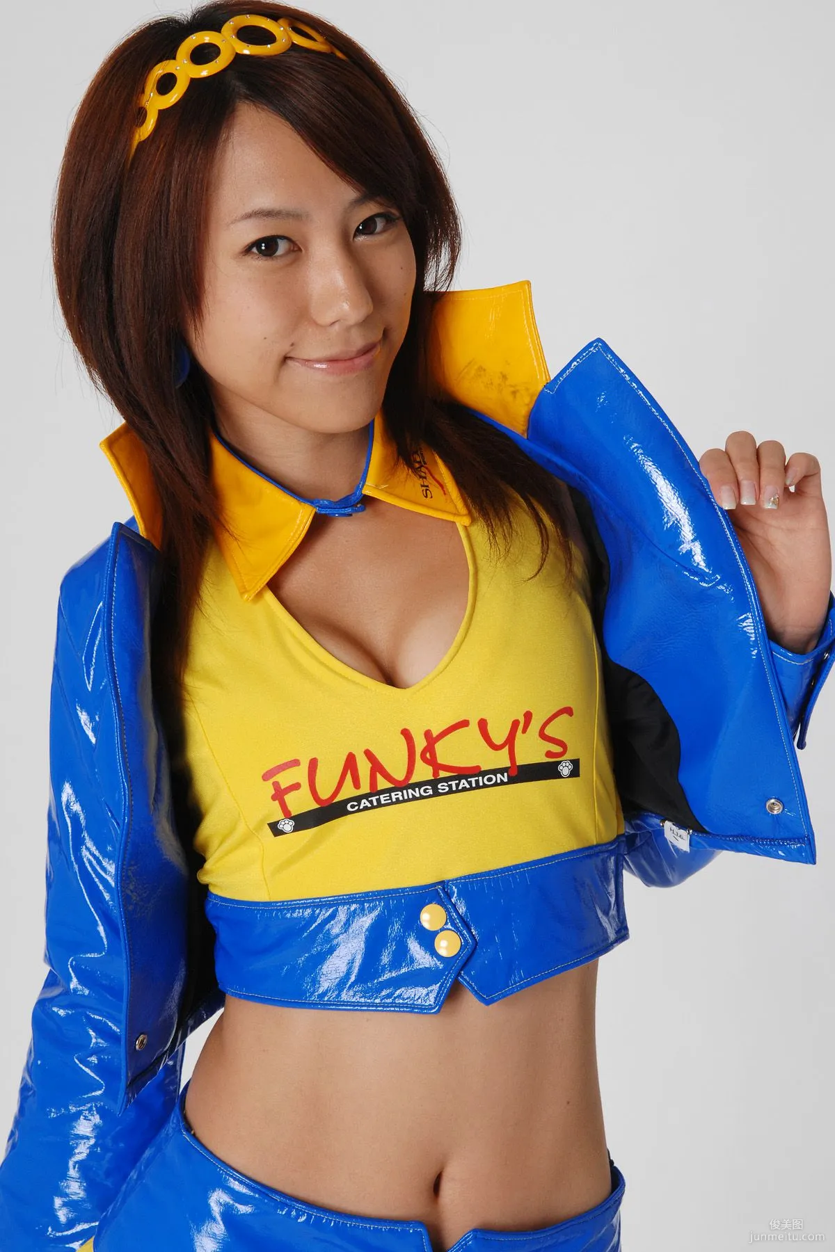 [BWH] HRQ0079 Misato Kashiwagi Race Queen + High-Cut Swimsuit Photo Set photo 5