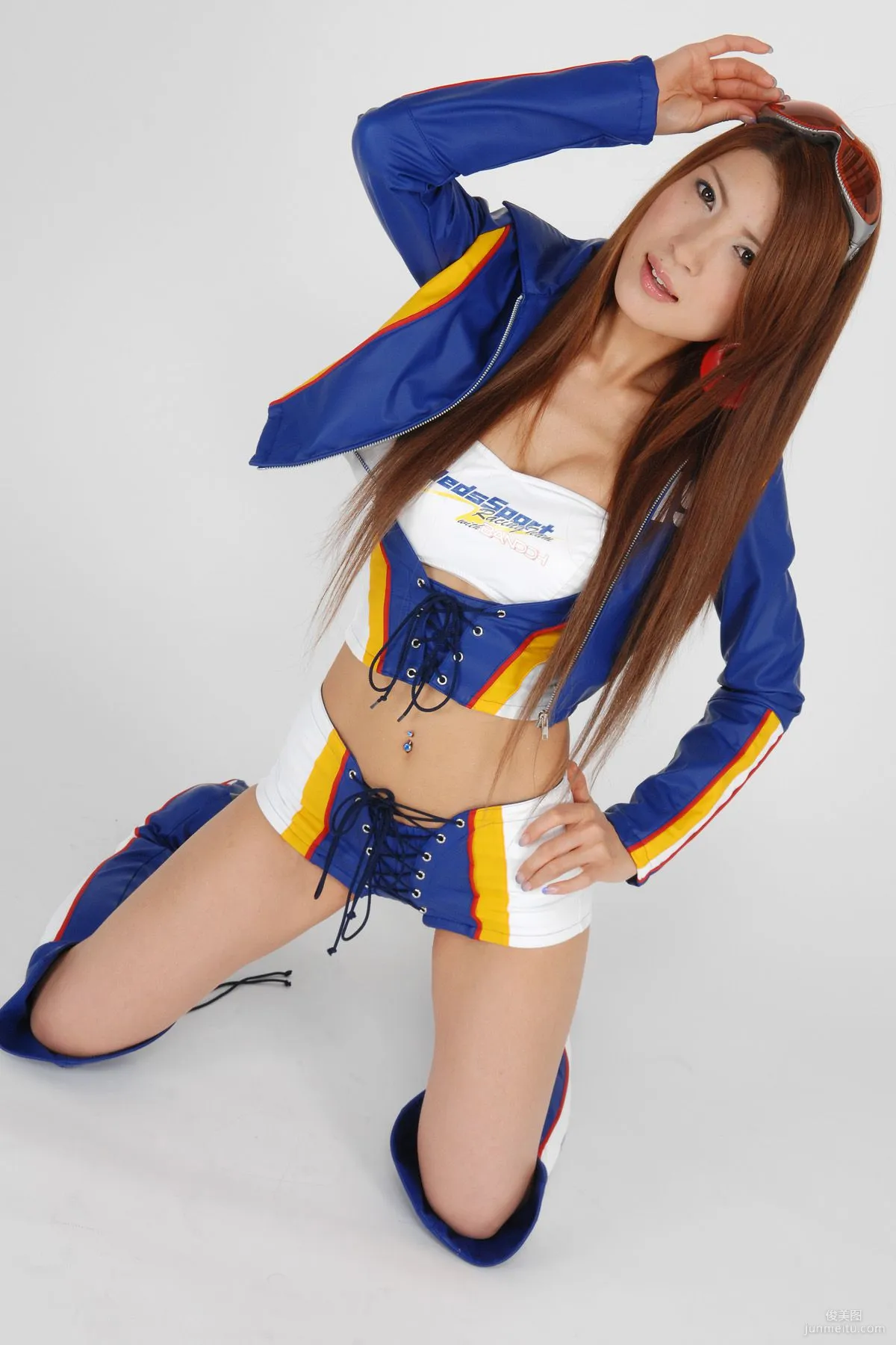 [BWH] HRQ0067 高橋千咲姫《賽車女郎+高叉》寫真集 15