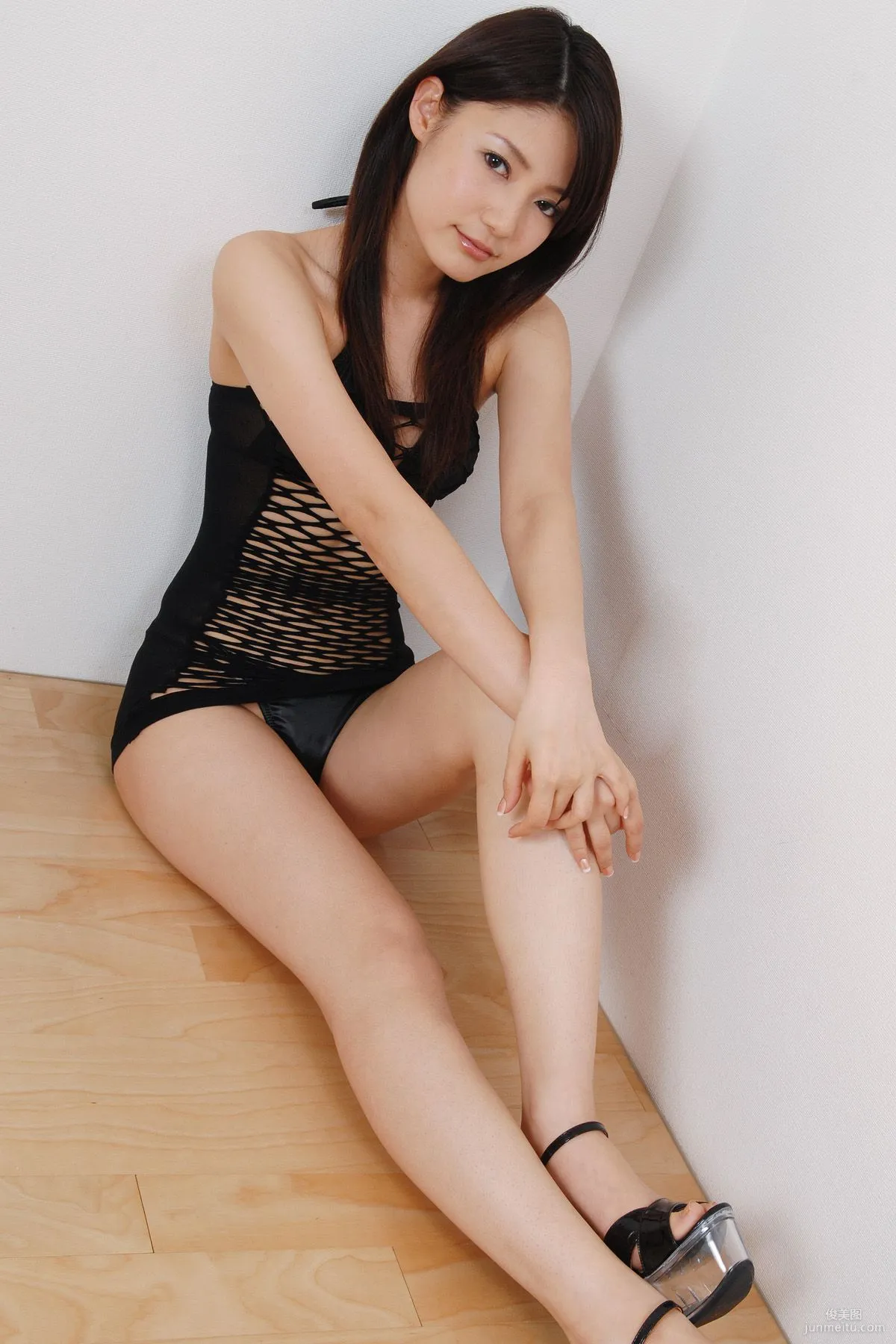 [BWH] HRQ0069 Hitomi Furusaki, Race Queen + Swimsuit Photo Set photo 40