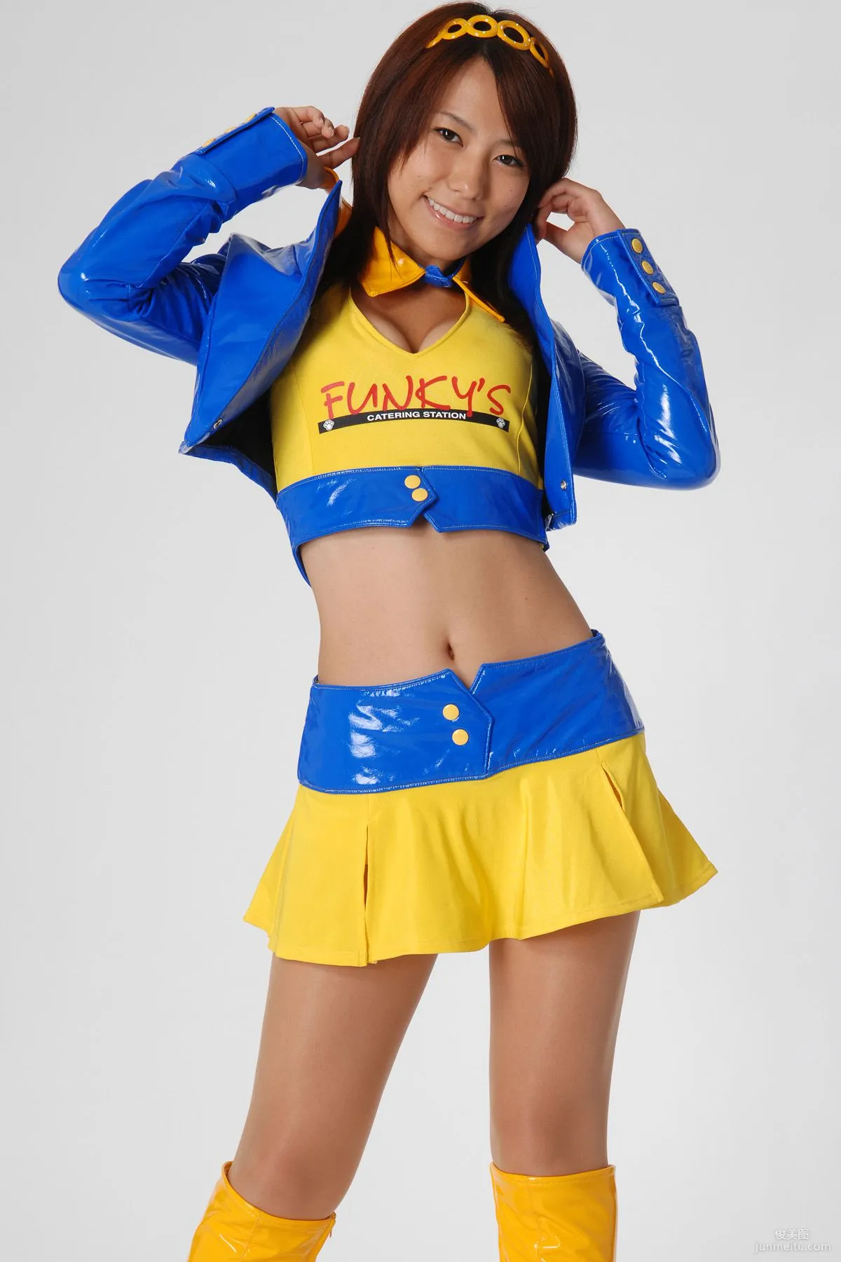 [BWH] HRQ0079 Misato Kashiwagi Race Queen + High-Cut Swimsuit Photo Set photo 4