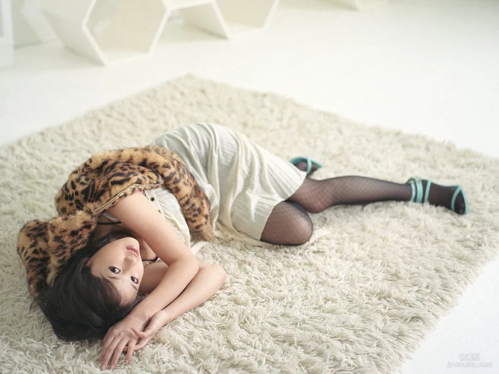 Erika Sawajiri, Color Photo Set [For-side] photo 26