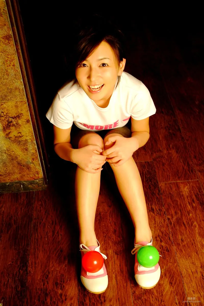 [For-side] Meguru Ishii, Merry-Go-Round Photo Set photo 2