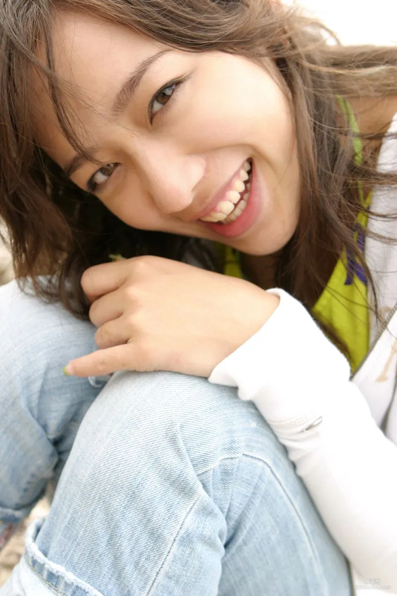 Yoshika Gaja: For-side photo 4