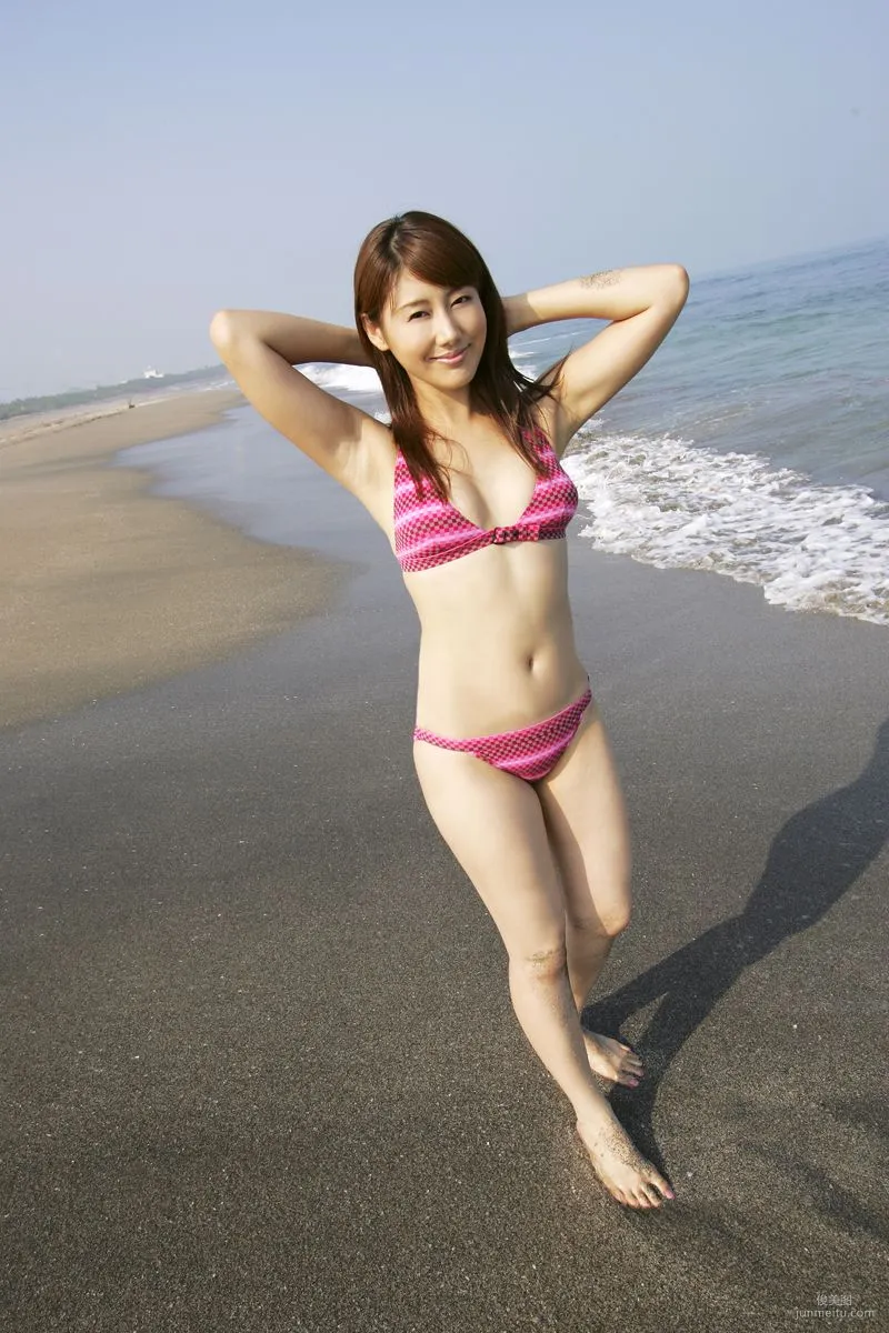 Megumi Yasu: For-side Close Up! photo 5
