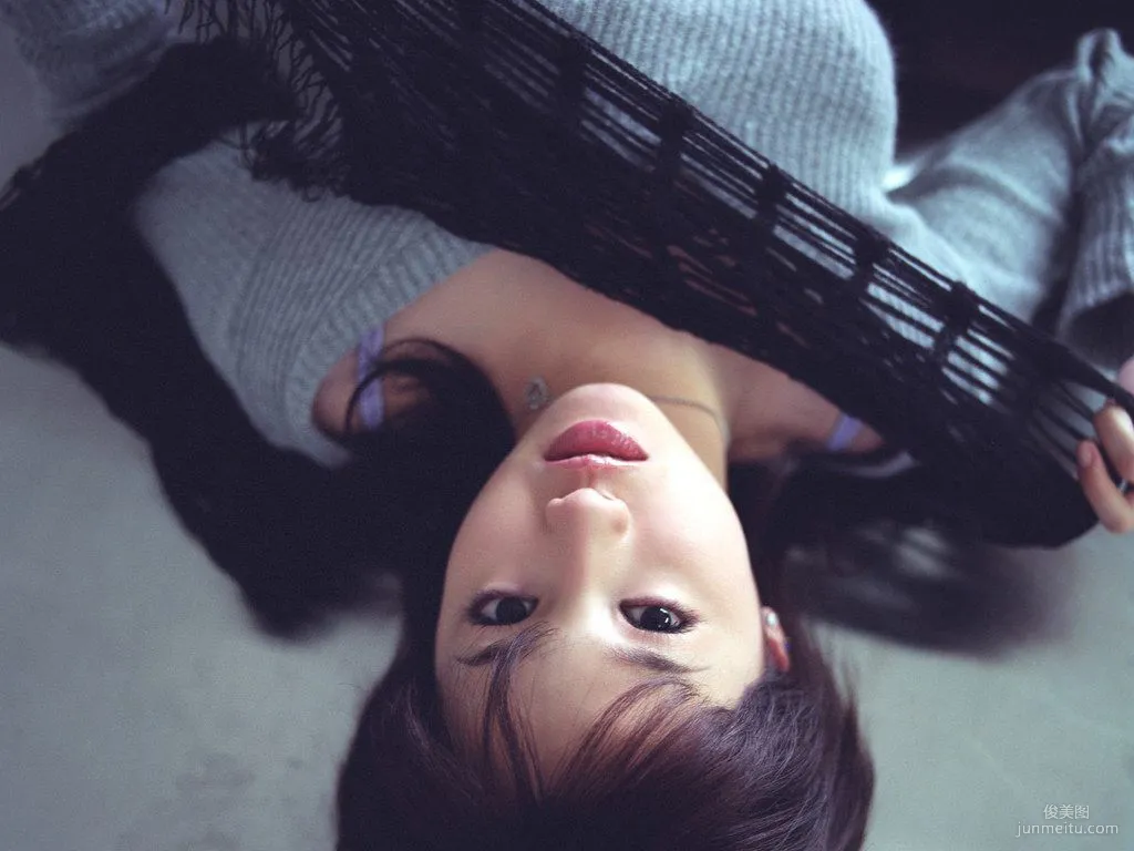 Erika Sawajiri, Color Photo Set [For-side] photo 3