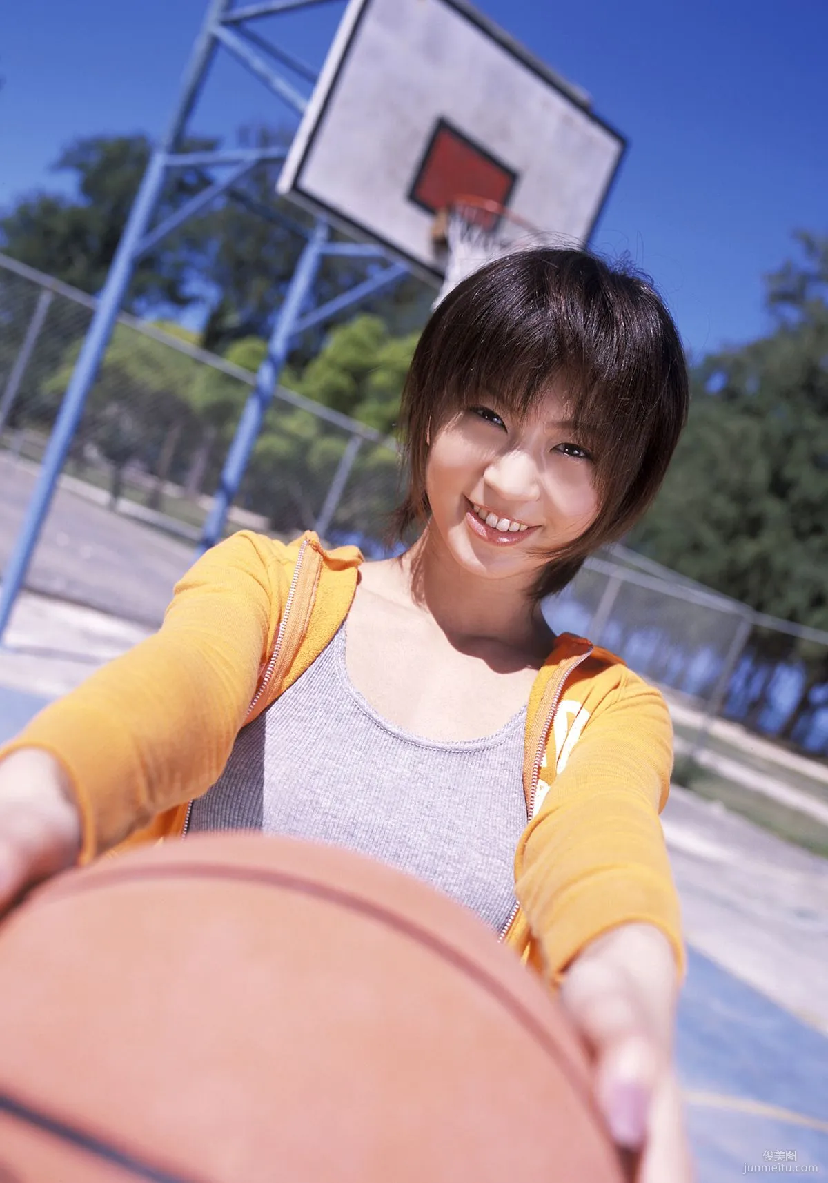 [For-side] 安田美沙子 《Hoop!》写真集2