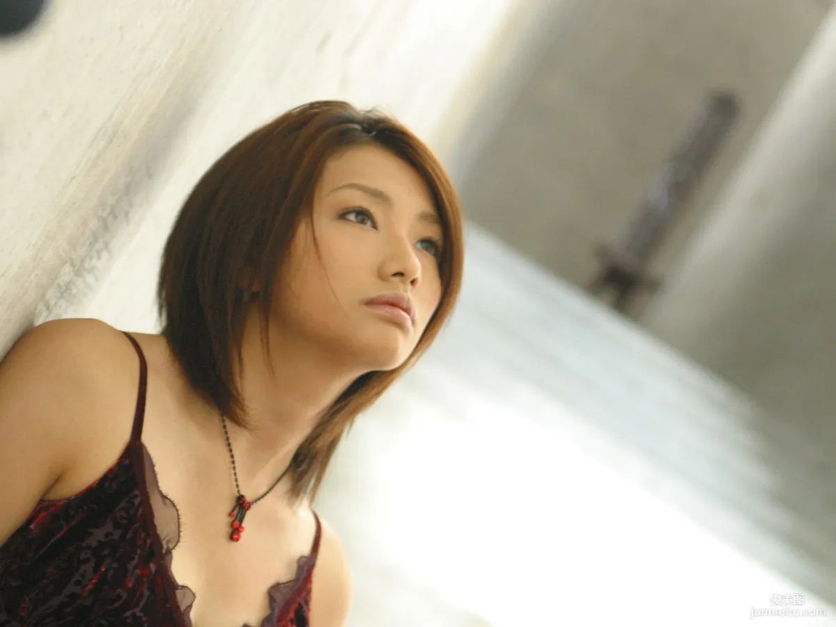 Kaori Manabe: For-side photo 9