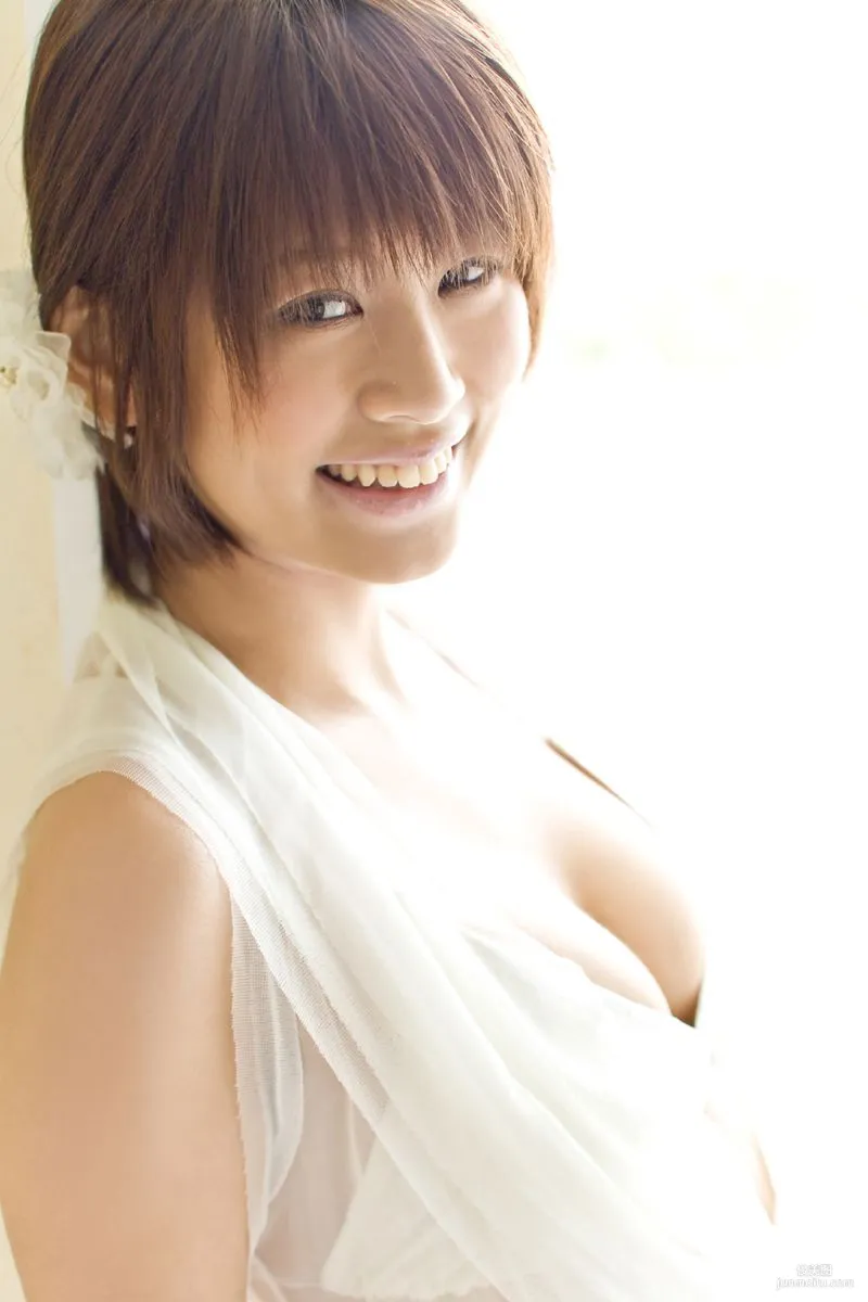 小阪由佳 《Yuka Days》[For-side] 写真集10