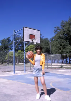 [For-side] 安田美沙子 《Hoop!》寫真集
