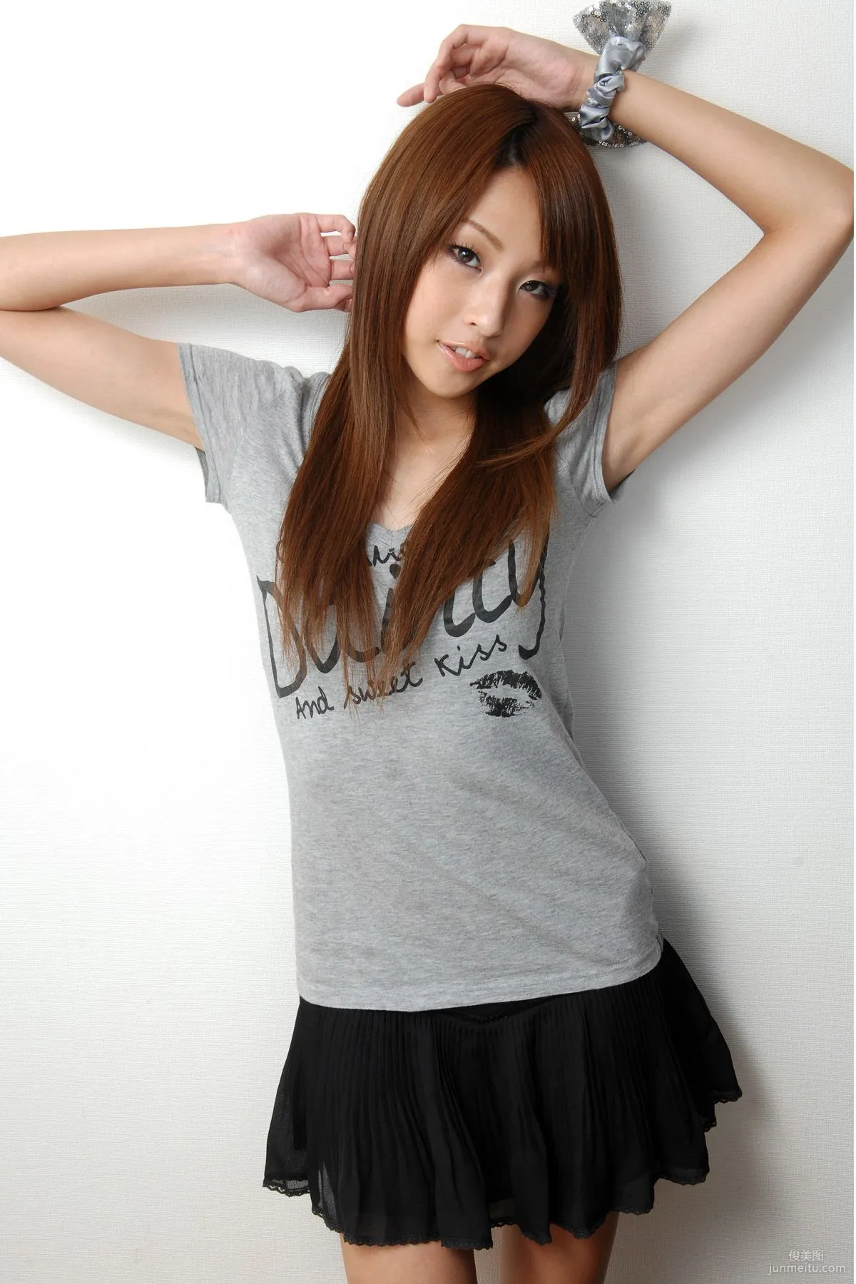 [BWH] YMD0025 Mirei Kurosawa "High Heels, Short Skirt + High Slit" Photo Set photo 1