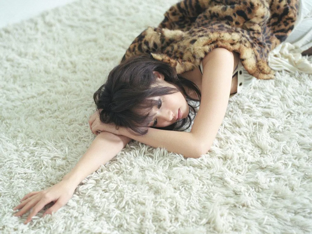 Erika Sawajiri, Color Photo Set [For-side] photo 27