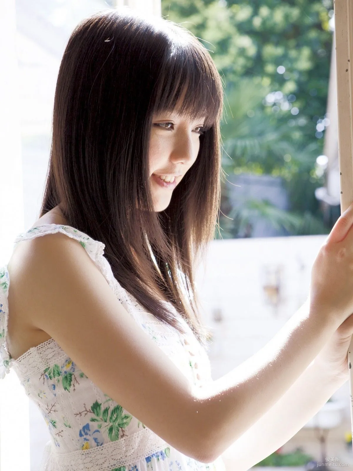 真野絵里菜 《SUMMER GREETING》 写真集 [Sabra.net] 32