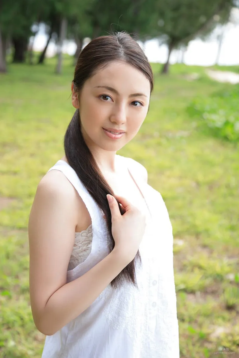 Miyuu Sawai: For-side photo 26