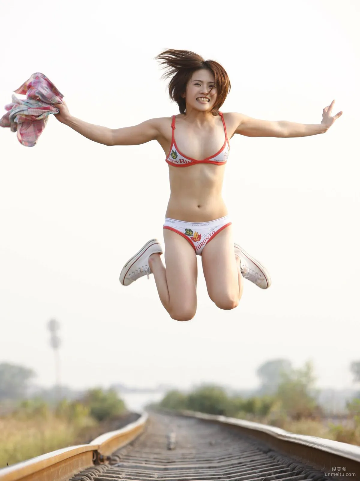 浅井未来《SKY-HI》写真集 [Sabra.net] 20