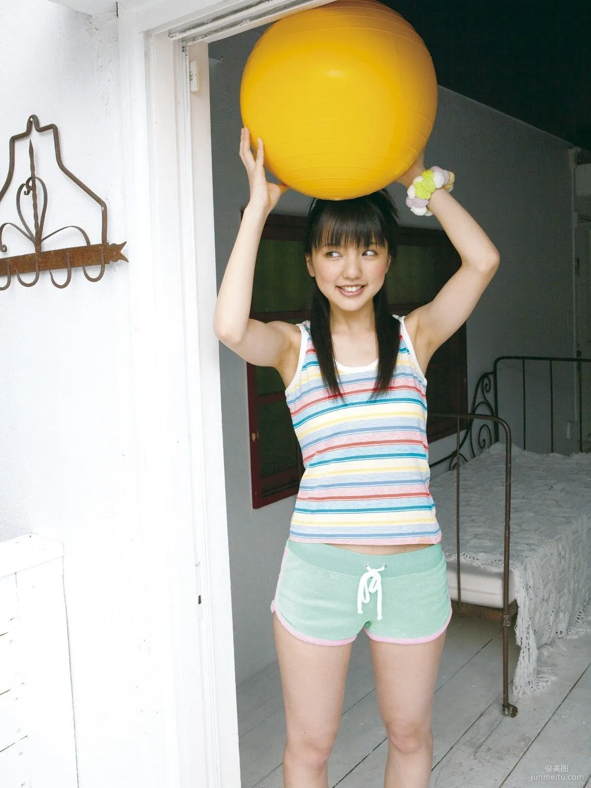 真野絵里菜 《SUMMER GREETING》 写真集 [Sabra.net] 5