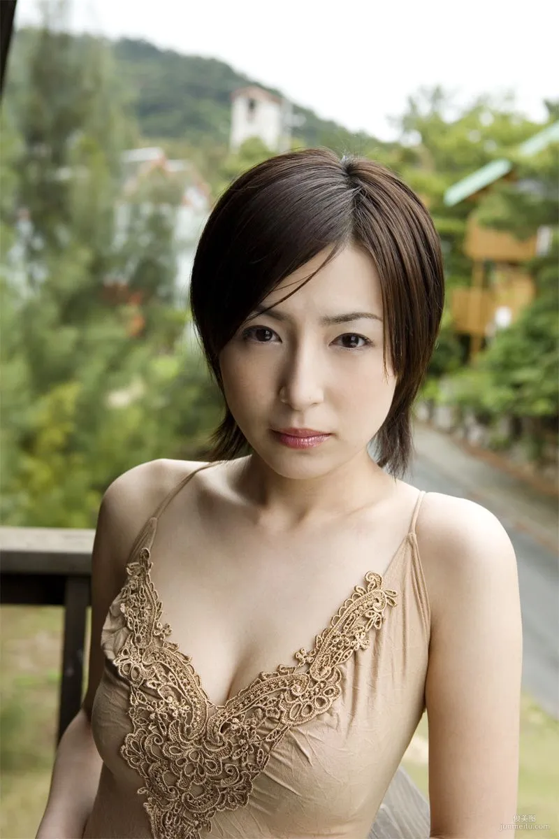 Meguru Ishii: For-side photo 23