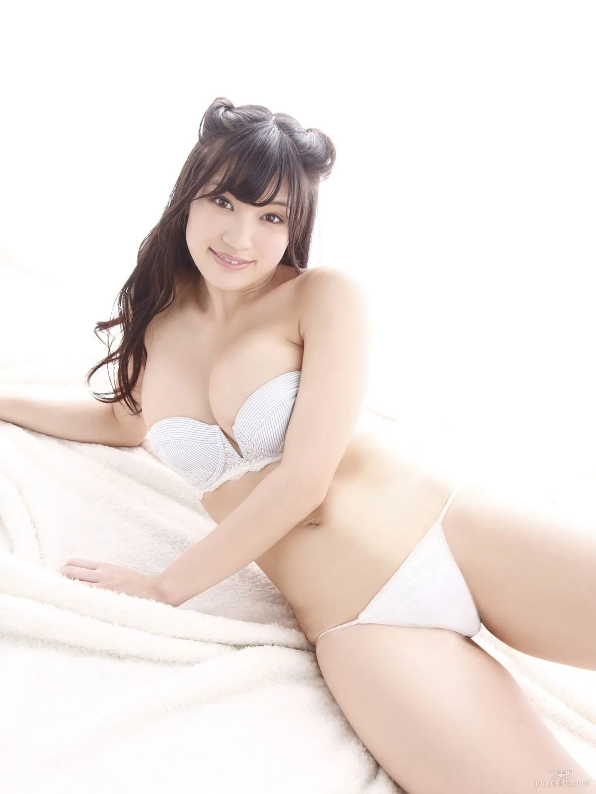 高崎聖子《Gカップで、パイ返しだ!ちゅーの!!》 寫真集 [Sabra.net] Cover Girl 95