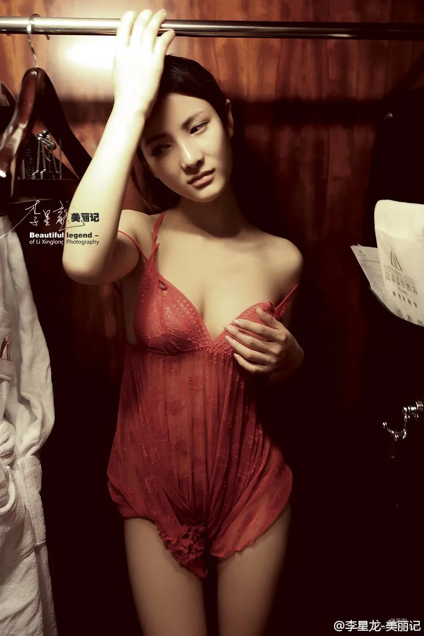 Zhu Yunqi, Spring Light Li Xinglong Beauty Record Photo Set photo 24