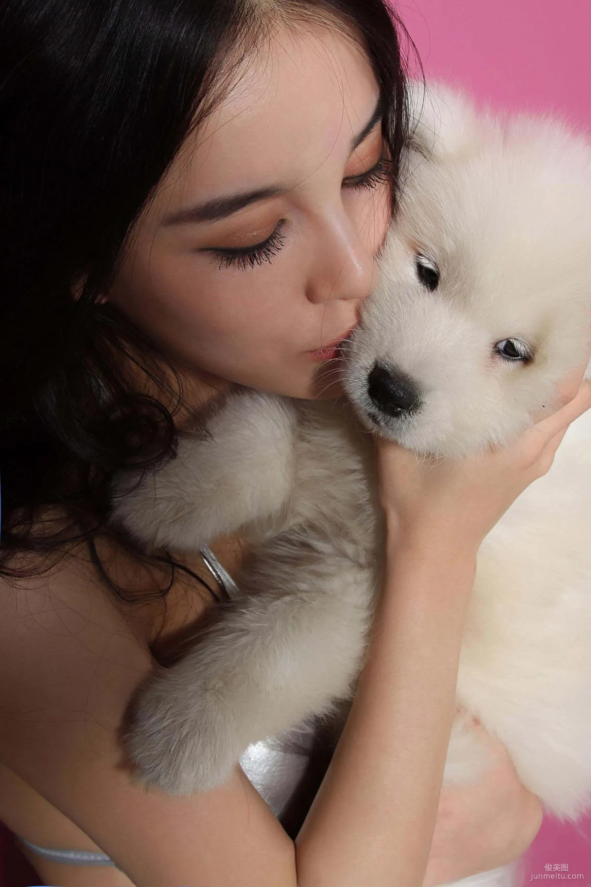 Mixed-Race Beauty Model Shi Yiyi Studio Shoot Photo Set photo 25