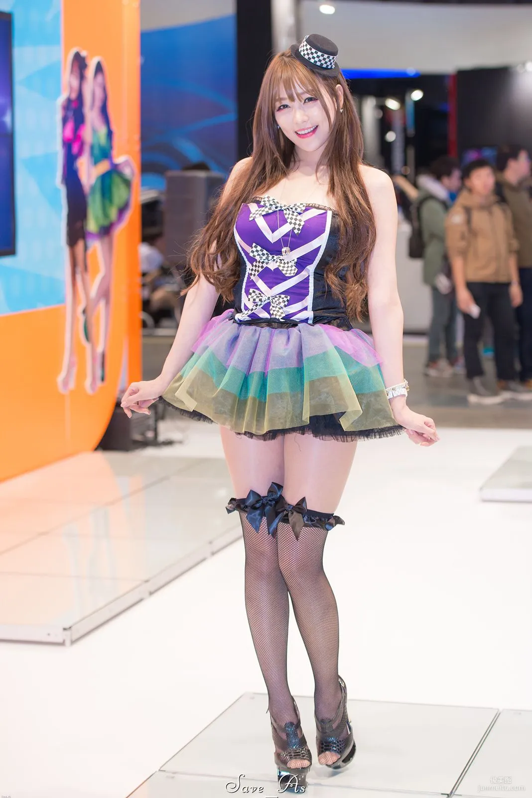 Korean ShowGirl Beauty Lee Eun Hye Booth Pictures Collection photo 35