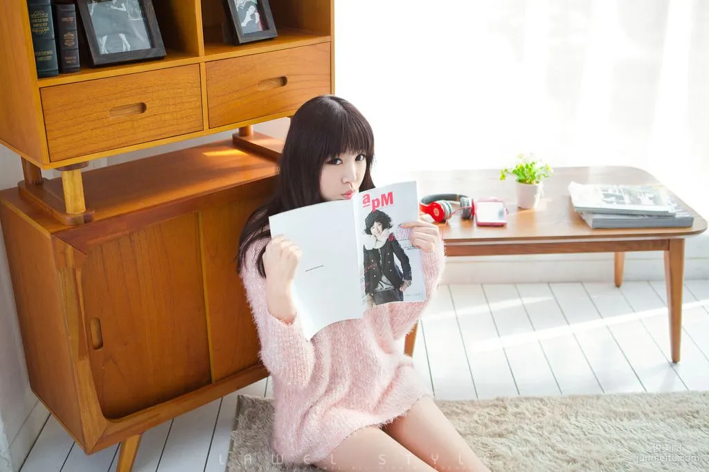 Korean Girl Hong Ji Yeon Home Photo Set photo 11