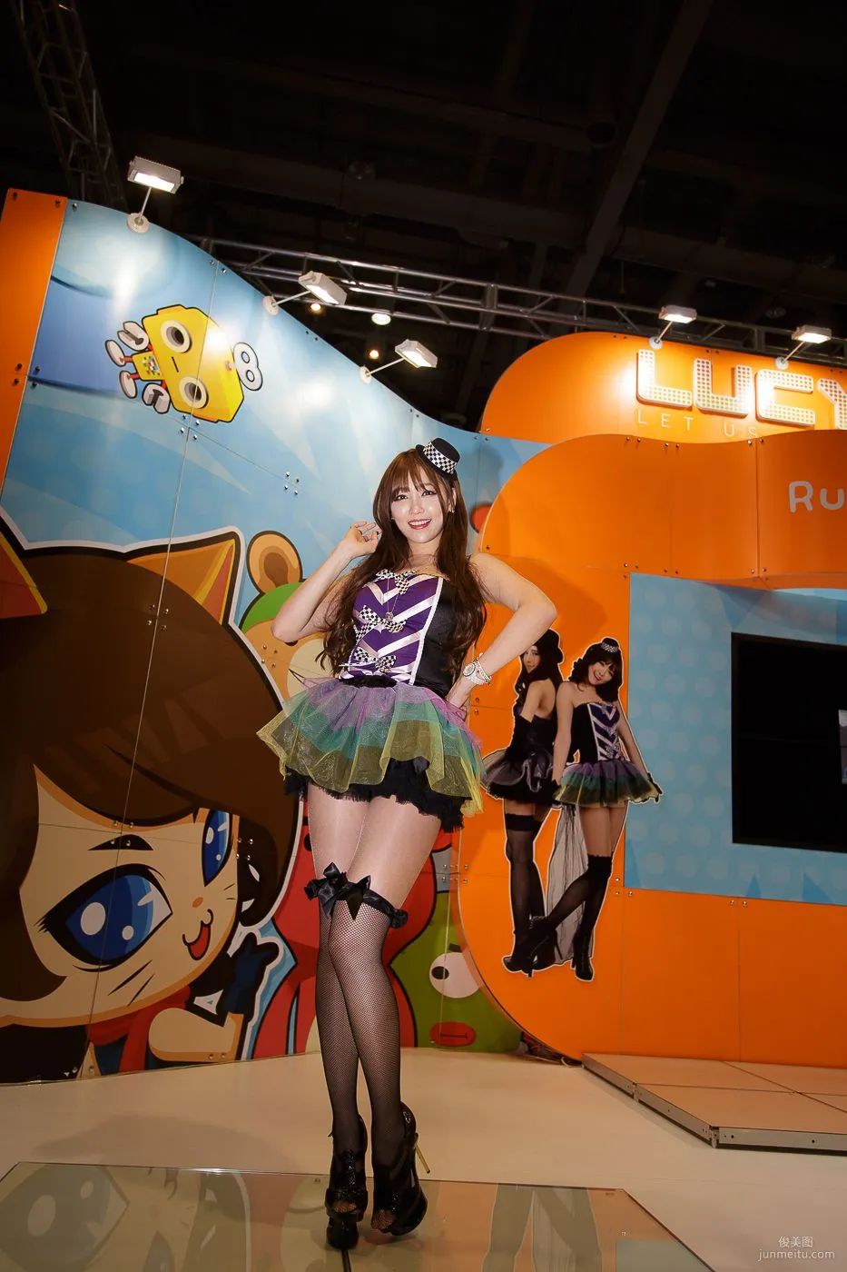 Korean ShowGirl Beauty Lee Eun Hye Booth Pictures Collection photo 22