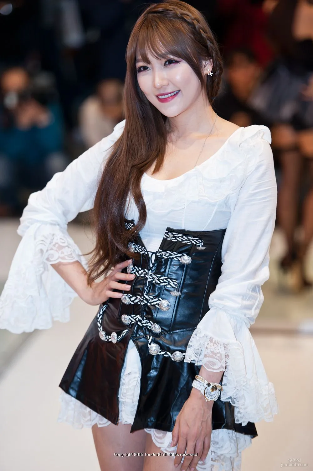Korean ShowGirl Beauty Lee Eun Hye Booth Pictures Collection photo 14