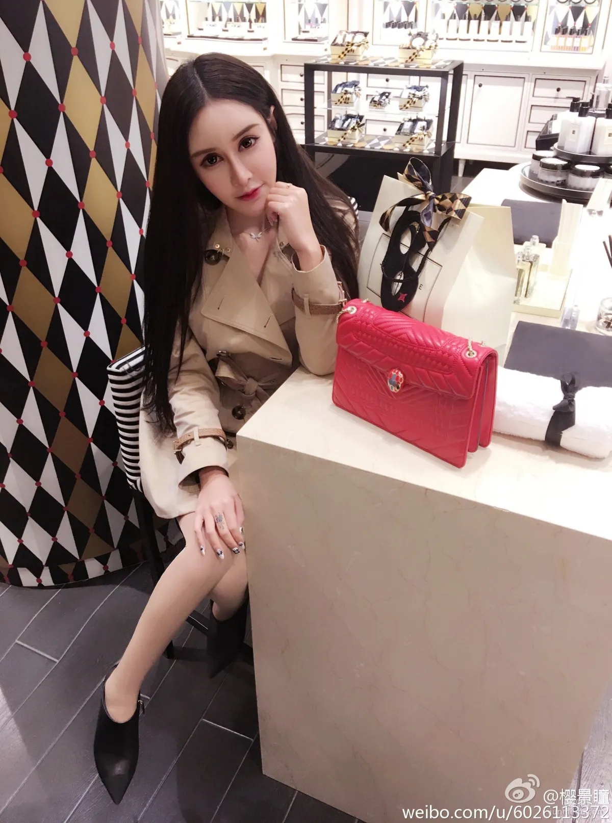 Xin Yang: Web Idols photo 2