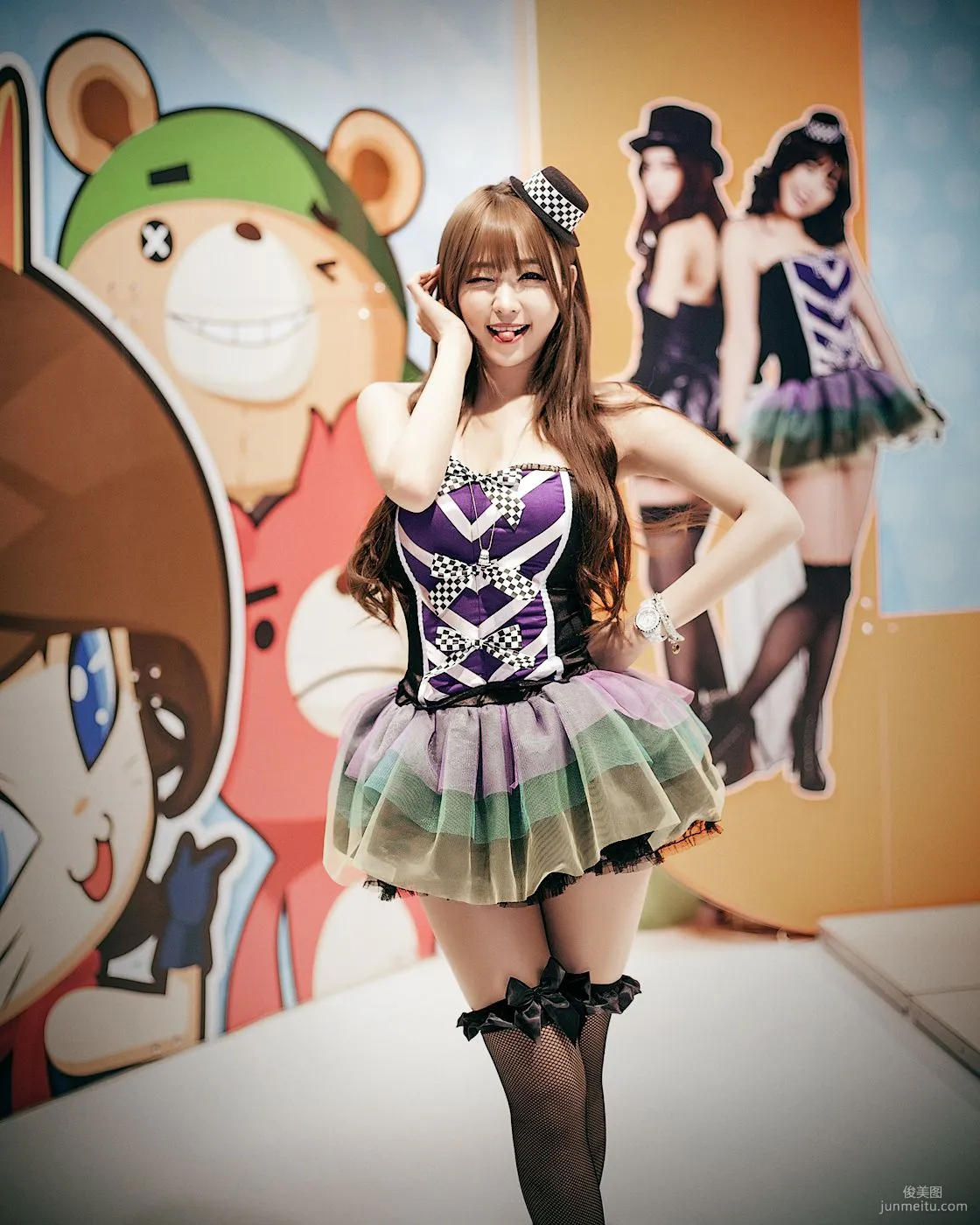 Korean ShowGirl Beauty Lee Eun Hye Booth Pictures Collection photo 24