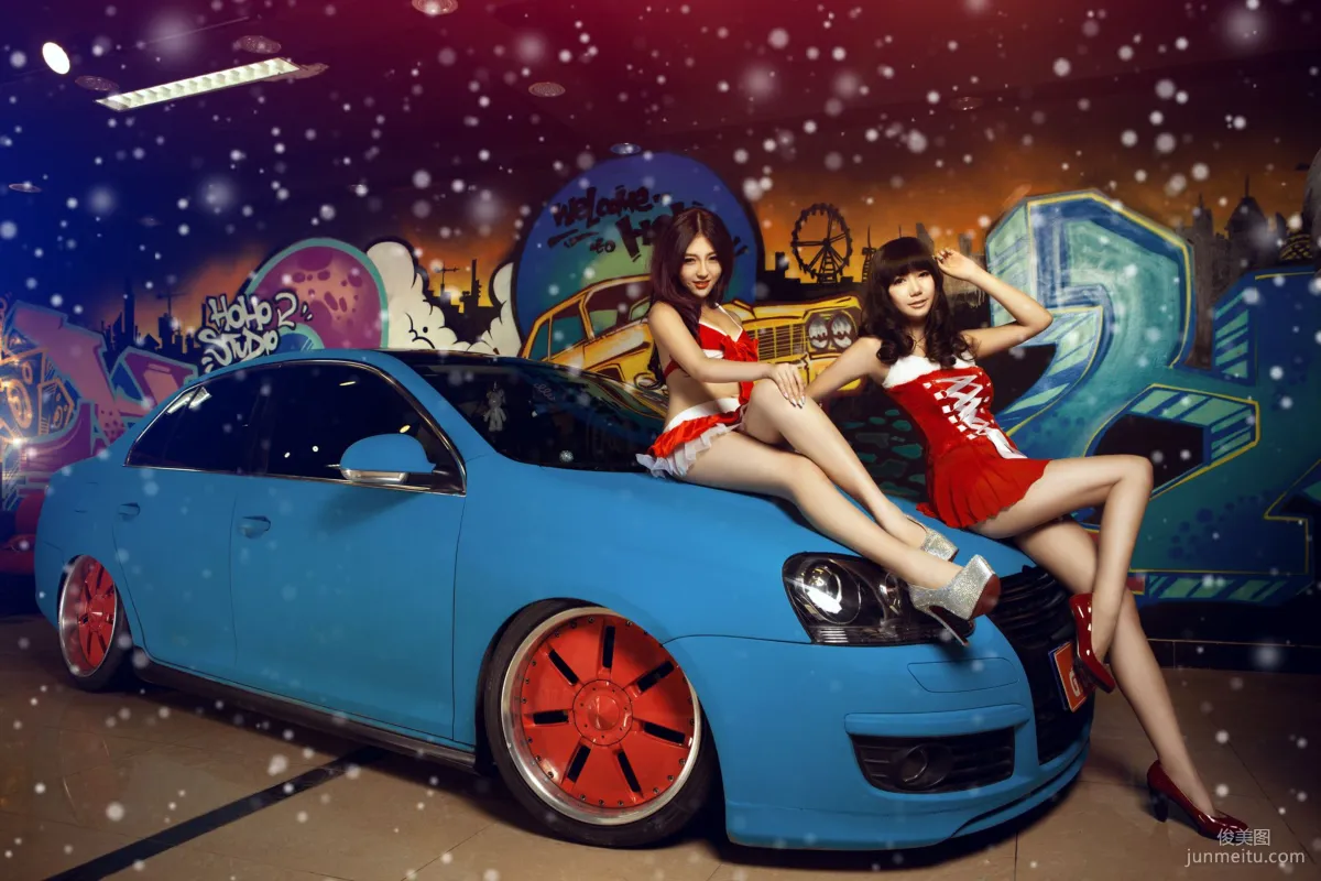 Sweet and Cute Sisters, Christmas Car Phantom Photo Collection photo 13