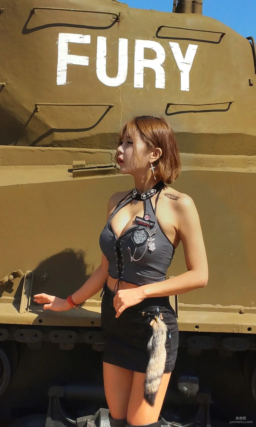 Heo Yun Mi, Busan Tank World Set photo 9