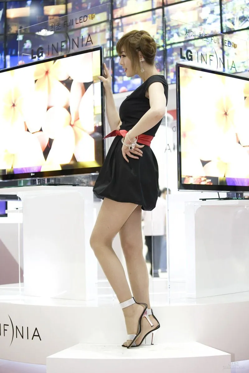 Hwang Mi Hee, Electronic Digital Show Photo Collection photo 27