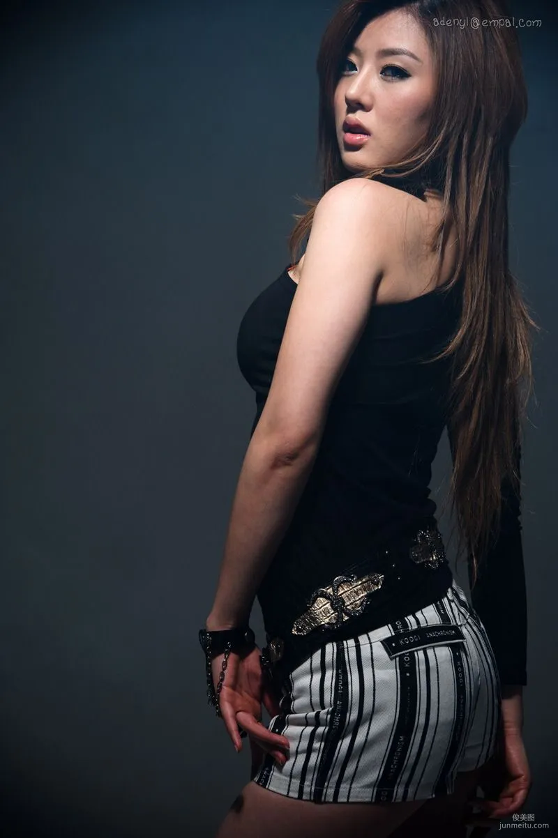 Hwang Mi Hee "Photo Collection Edition" Part 1 photo 90